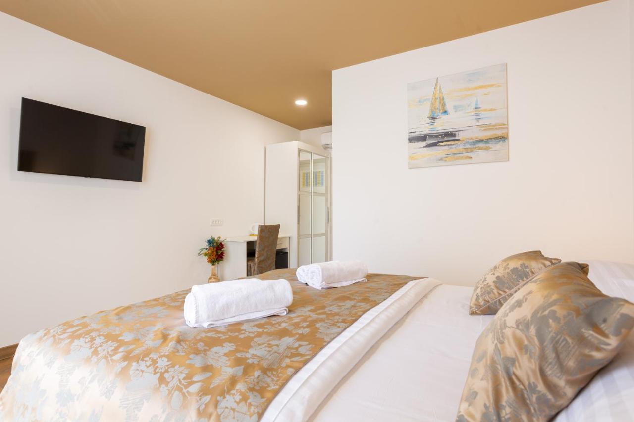 Luxury Rooms Fetivi Split Zewnętrze zdjęcie